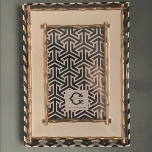 CWonder White & Gold Bamboo 4x6 frame new in box